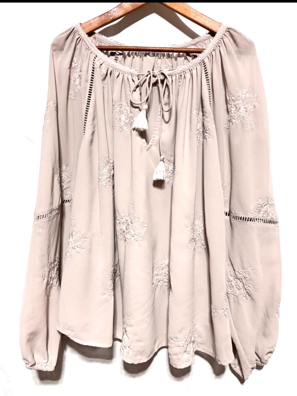 LOVE STITCH Embroidered Peasant Blouse Sheer Balloon Sleeve Boho Tassel L XL